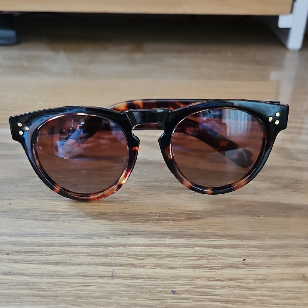 NWOT Prive Revaux Sunglasses